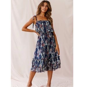 Saints‎ & Secrets Floral Red White Blue Spring Feminine Ruffle Midi Dress Small